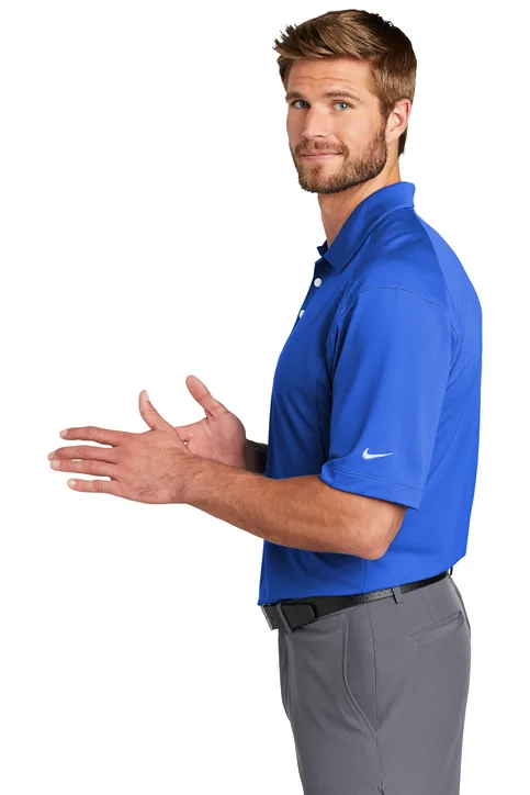 Nike Men’s Golf Shirt - Image 3